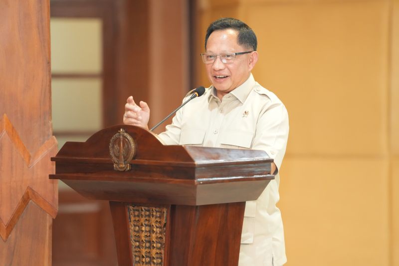 Menteri Dalam Negeri Tito Karnavian saat rapat kerja dengan Komisi II DPR RI.