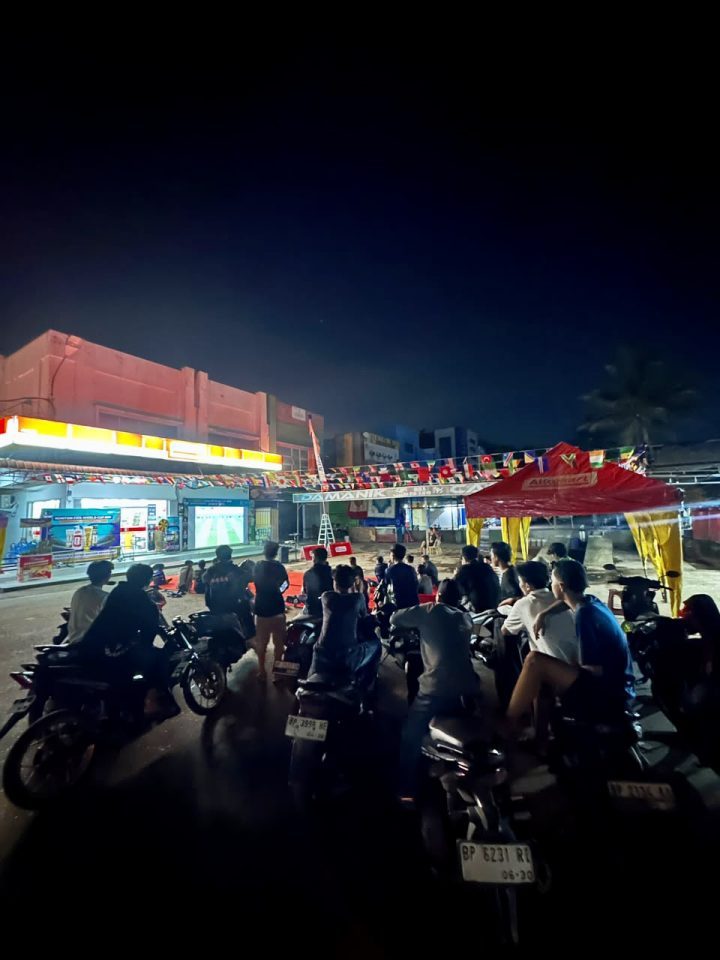 Nobar piala dunia alfamart di batam