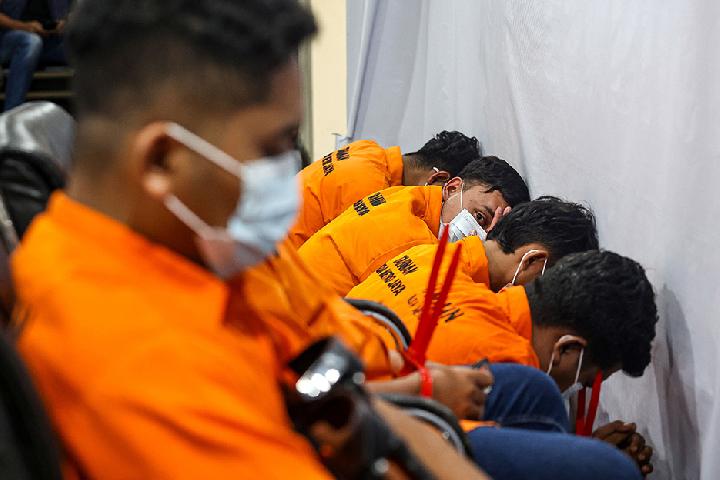 Sindikat buzzer hoaks