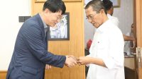 Wali Kota Batam Amsakar Achmad bertemu delegasi Jeonju Vision College dari Korea Selatan untuk membahas kerja sama pendidikan vokasi.