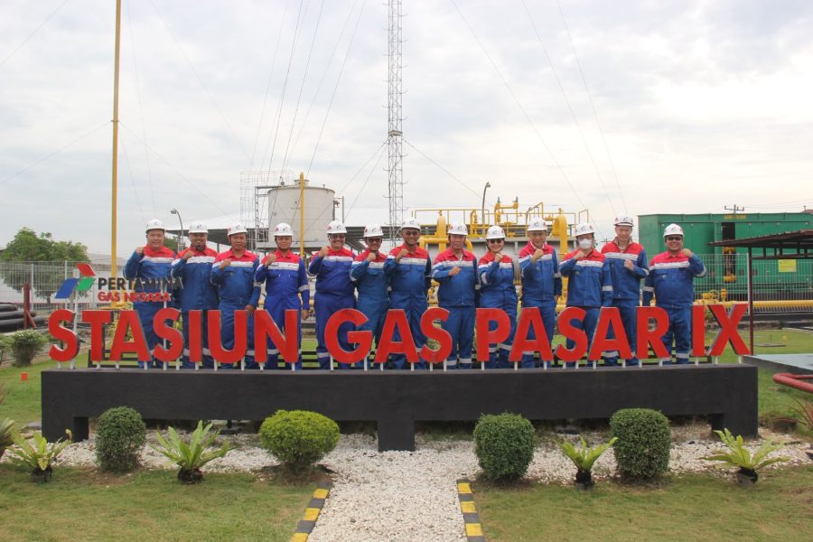 Perwakilan investor ritel mengunjungi fasilitas operasi gas bumi PGN di Sumatera Utara untuk melihat infrastruktur jaringan gas yang menopang pasokan dan pengembangan bisnis gas bumi di Sumatera dan Kepulauan Riau.