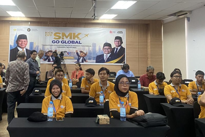 Peserta SMK Go Global mengikuti pelatihan housekeeping dan bahasa Inggris untuk persiapan kerja di Turki.