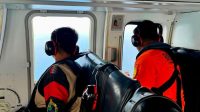 Helikopter dan tim SAR mendukung pencarian KM Samudra Jaya Kelautan di perairan Anambas.