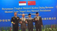 Menteri Pertahanan Indonesia Sjafrie Sjamsoeddin bertemu Menteri Pertahanan Cina Dong Jun dalam pembahasan peningkatan kerja sama pertahanan di Jakarta.