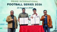 Penandatanganan kerja sama Garuda Yaksa Football Academy dan Batam Prime FC untuk pengembangan akademi satelit di Batam.