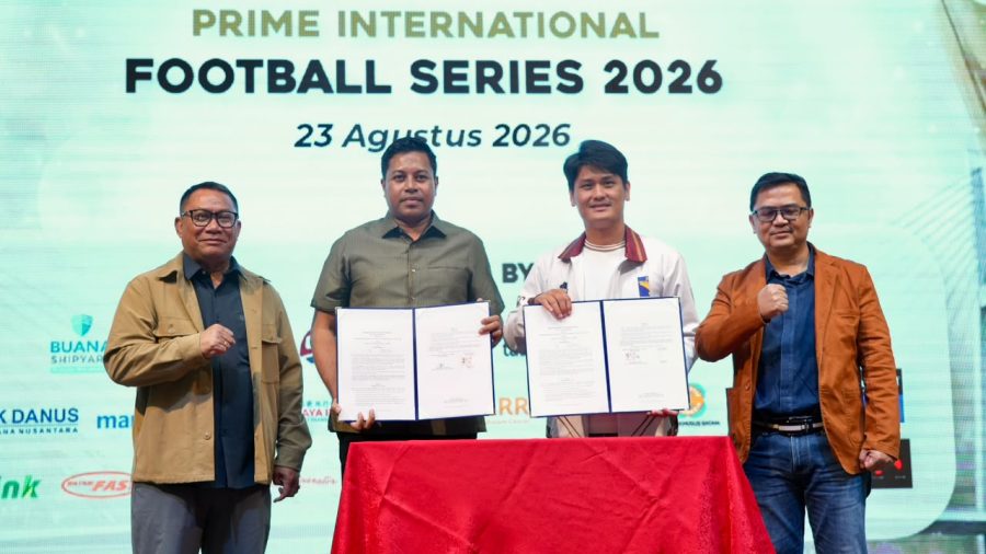 Penandatanganan kerja sama Garuda Yaksa Football Academy dan Batam Prime FC untuk pengembangan akademi satelit di Batam.