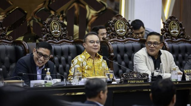 Uu reforma agraria disahkan Uu reforma agraria disahkan