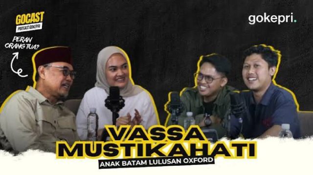 vassa mustikahati oxford
