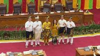 dprd batam sahkan amsakar-li claudia