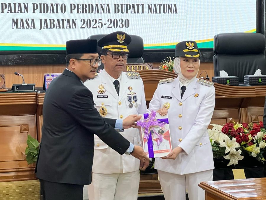Bupati Natuna Cen Sui Lan