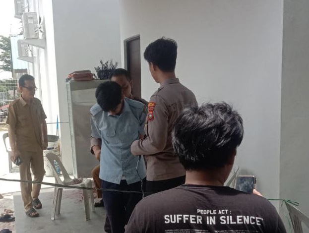 Honorer batam tewas
