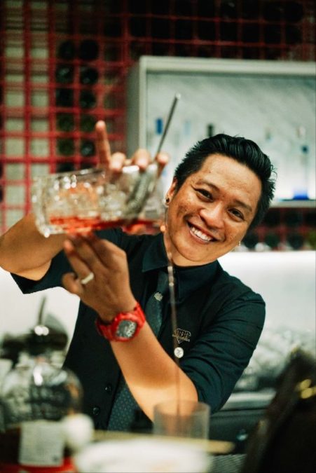 Arey Barker di Altitude Batam