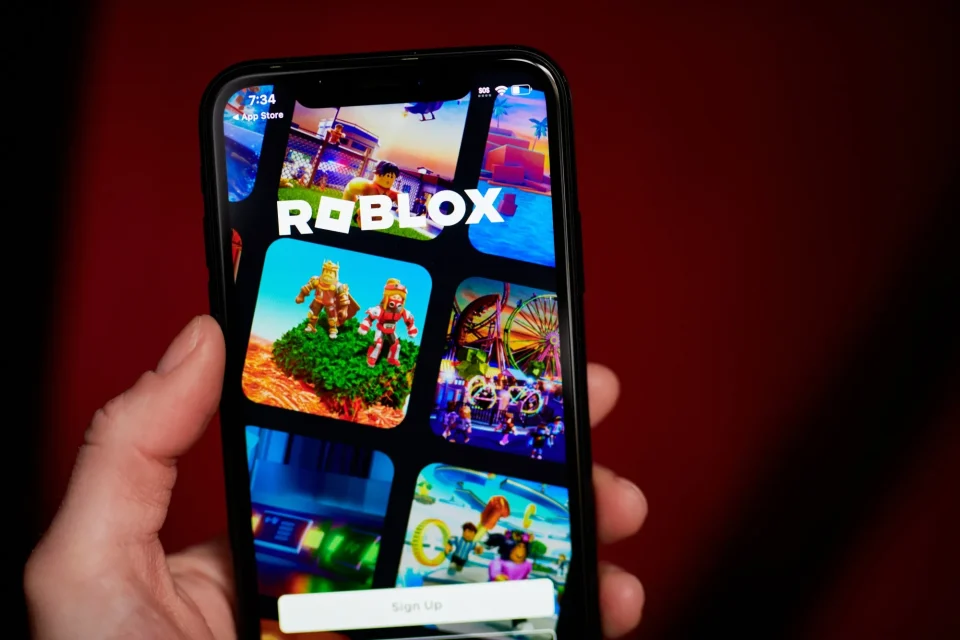 Cara dapat uang di roblox
