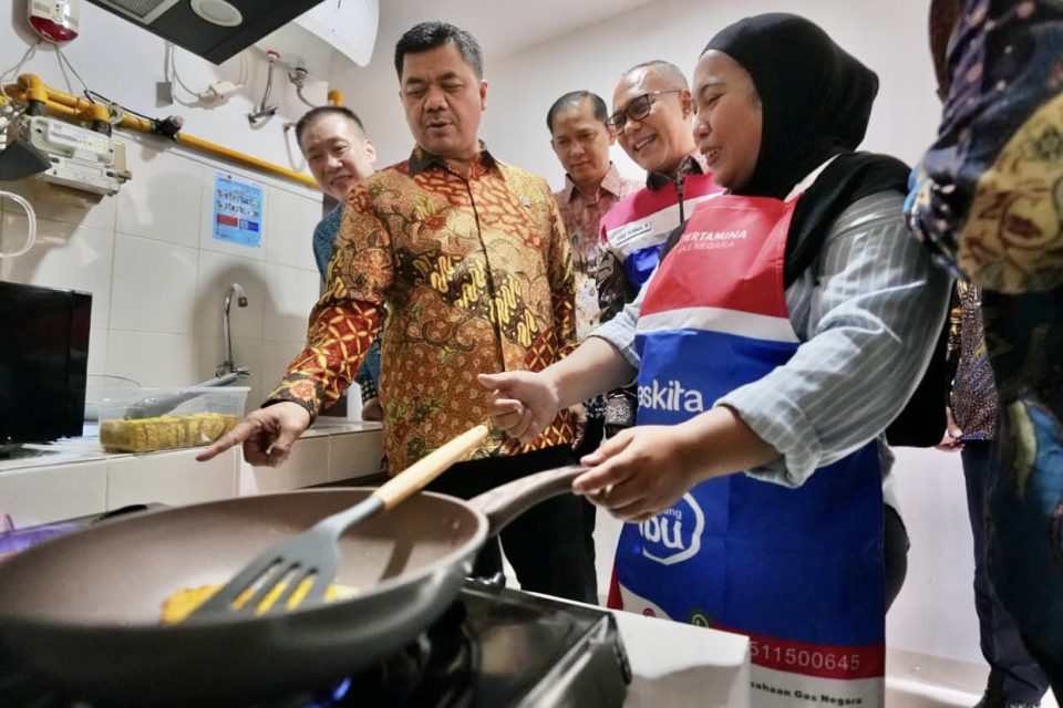 PGN salurkan gas bumi ke wisma atlet
