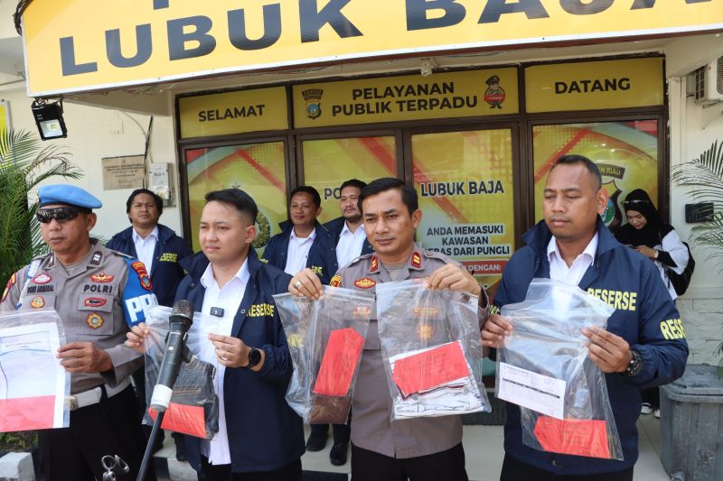 Pencuri WNA Singapura Batam