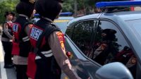 Mobil listrik polisi