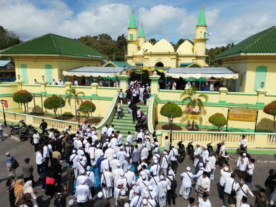 Gubernur kepri ansar