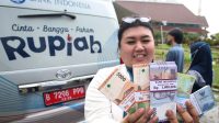 Tukar uang lusuh