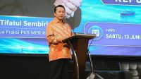 Tifatul Sembiring mendorong pengembangan Ekonomi Utara Indonesia melalui sektor pelabuhan, jasa maritim, perdagangan, dan pariwisata yang memanfaatkan posisi strategis Selat Malaka.