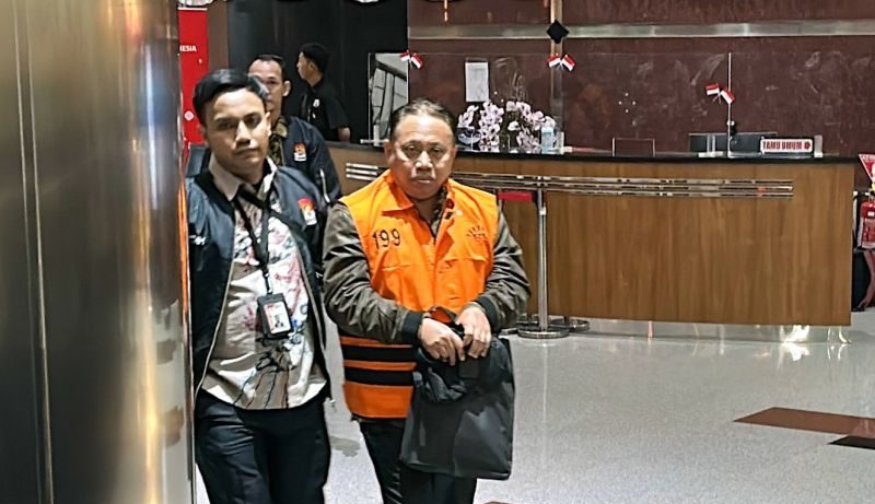 KPK mengungkap dugaan jual beli kursi mahasiswa baru Unsoed dengan harga hingga Rp500 juta dan keterlibatan guru sebagai pengepul calon mahasiswa.