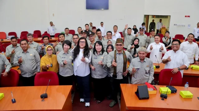 Ariastuty Sirait menerima audiensi jajaran Forum Pembauran Kebangsaan Kota Batam di IT Centre BP Batam, Senin (19/10/2026).