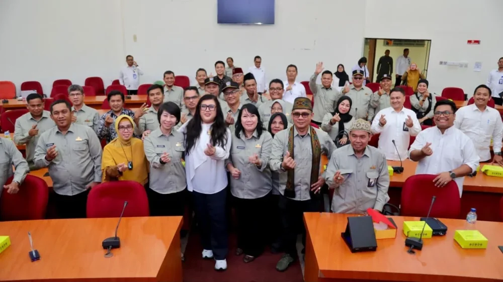 Ariastuty Sirait menerima audiensi jajaran Forum Pembauran Kebangsaan Kota Batam di IT Centre BP Batam, Senin (19/10/2026).