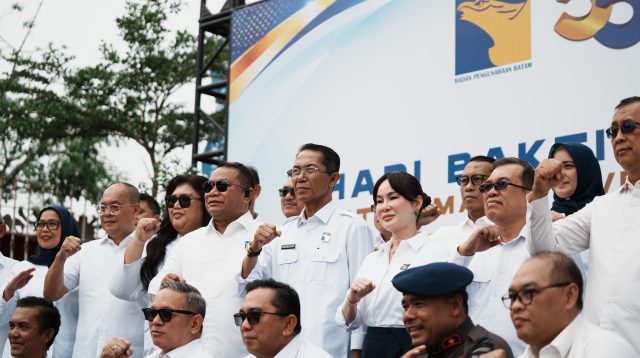 Pimpinan dan jajaran pegawai BP Batam bersinergi merayakan Hari Bakti ke-55.