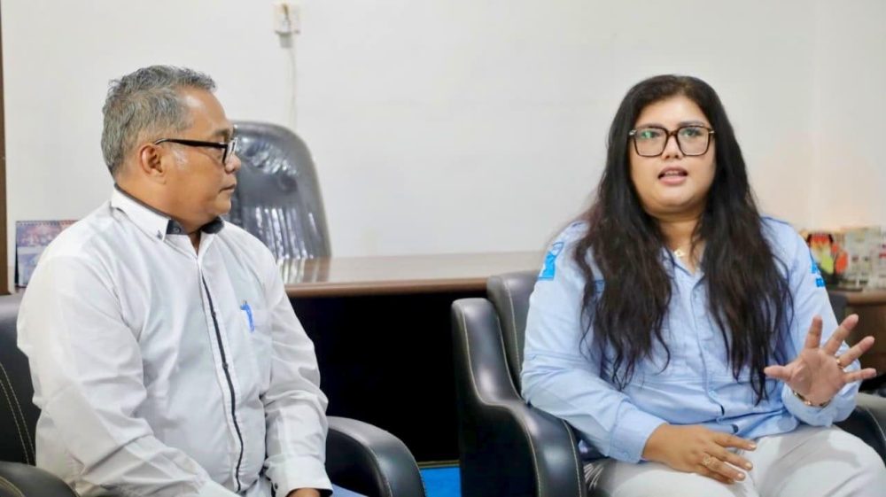 Ariastuty Sirait bersama jajaran BP Batam berdiskusi dengan Komisi Informasi Kepri mengenai keterbukaan informasi publik di Tanjungpinang.
