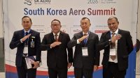 Deputi Bidang Investasi BP Batam Fary Djemy Francis memaparkan peluang investasi industri aviasi Batam dalam South Korea Aero Summit 2026 di Seoul.