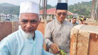 Bupati Kepulauan Anambas Aneng meninjau pembangunan Kampung Nelayan Merah Putih di Desa Putih, Kecamatan Palmatak.